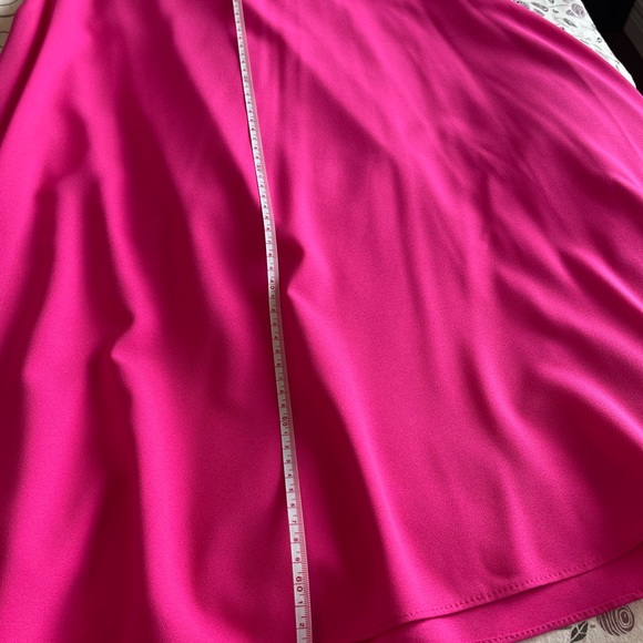 Bright pink top - Picture 5 of 6